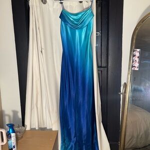 Jump Blue Prom Dress with Elegant Design